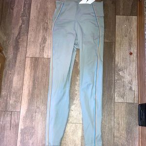 Brand new work out nike yoga pants Drifit